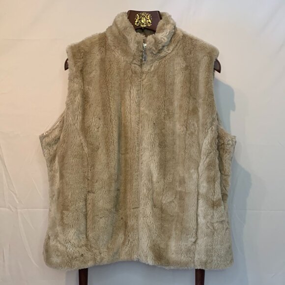 Women’s Coldwater Creek 2X Polyester Lined Faux Blonde Fur Vest With Pockets - Picture 1 of 8